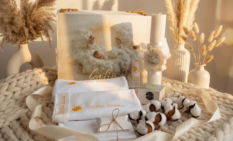 Trusou de Botez Personalizat: cand broderia, materialele si ritualul conteaza